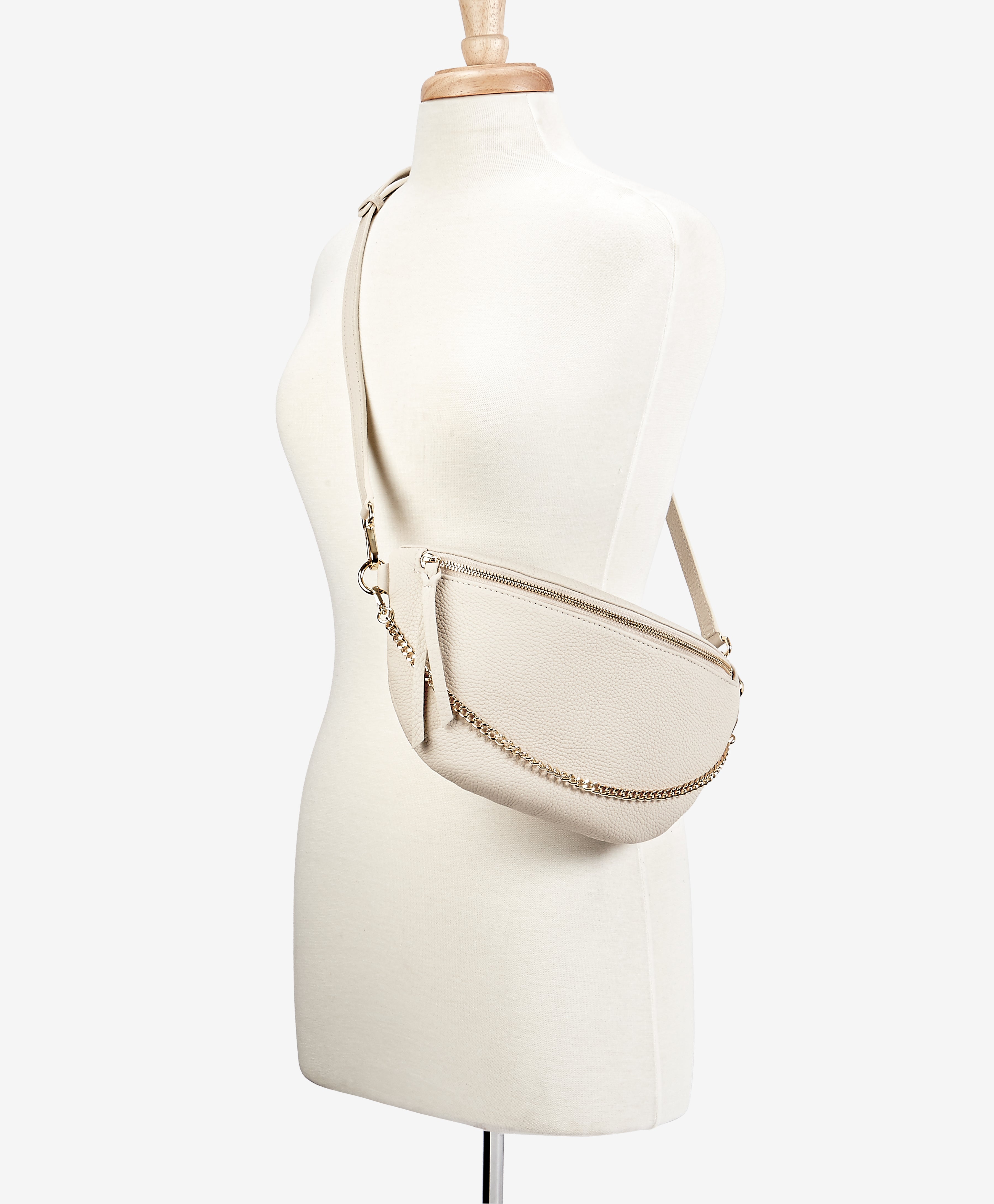 Beck Sling Bag