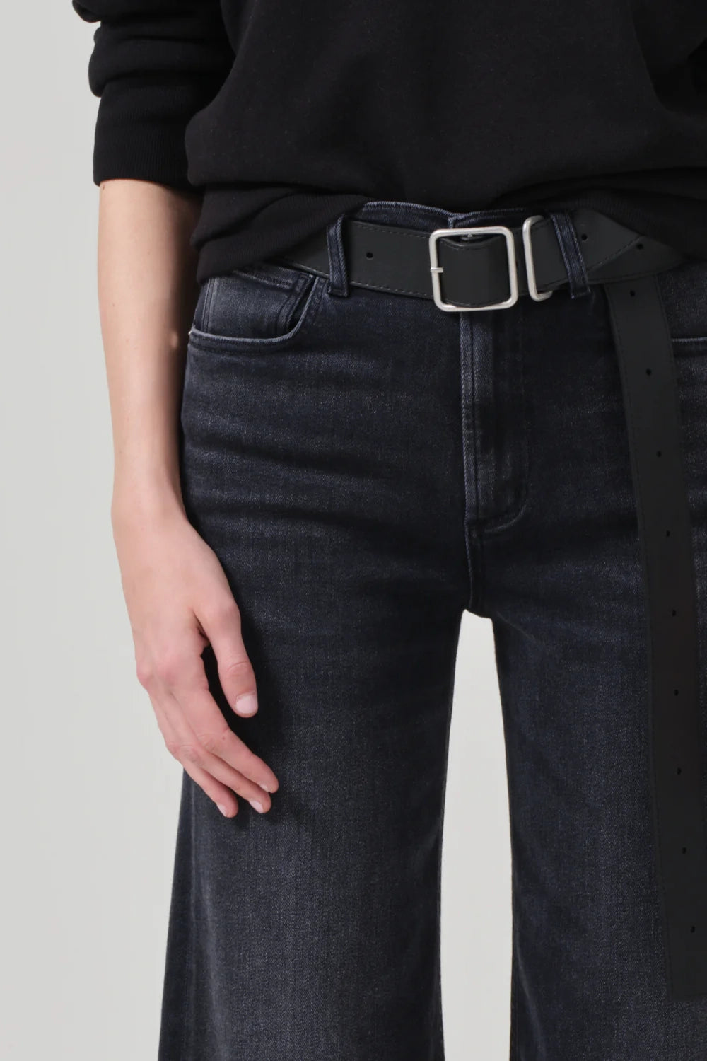 Lyra Wide Leg Crop Jean